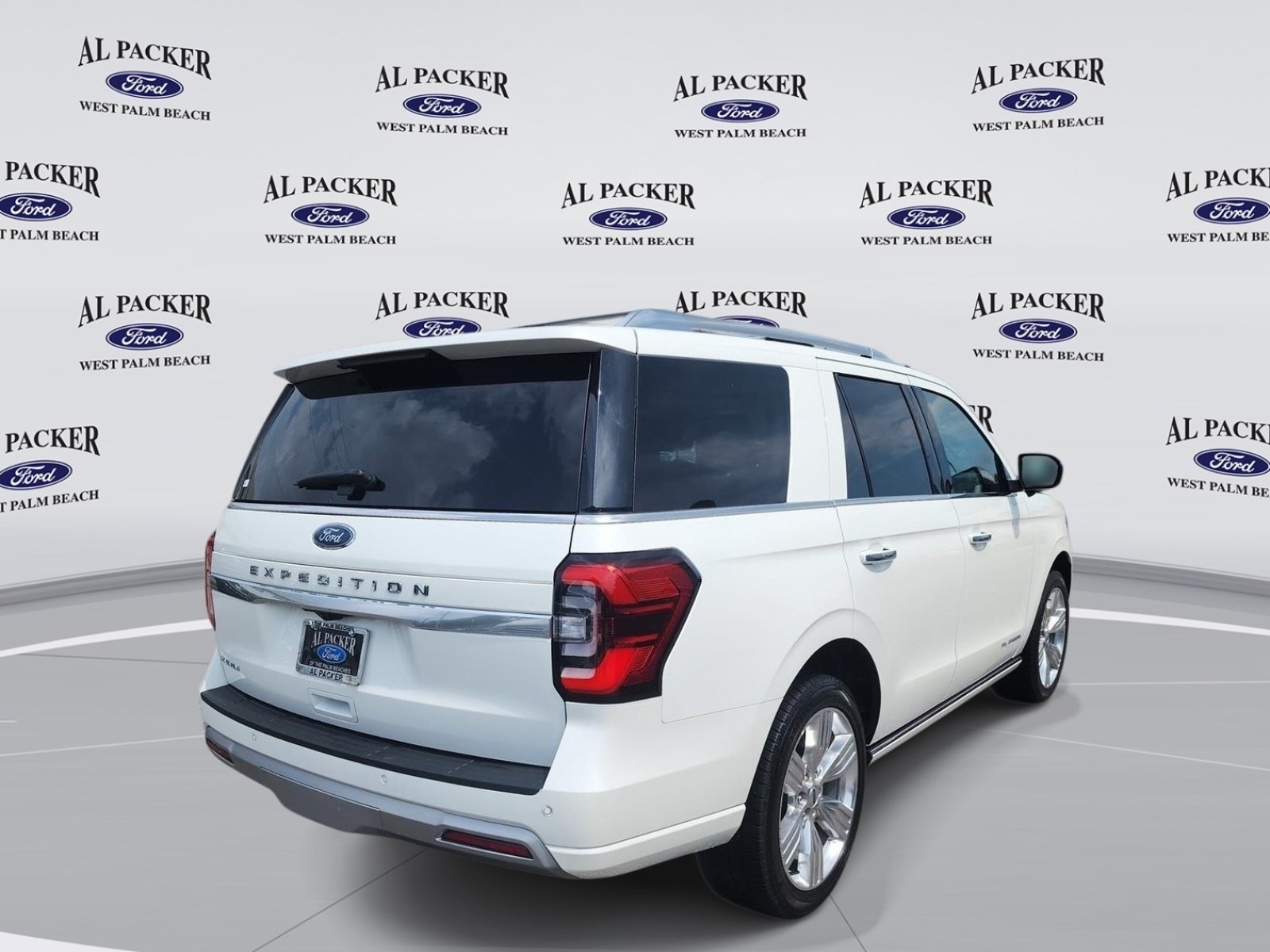 Certified 2023 Ford Expedition Platinum AWD/4WD image 5