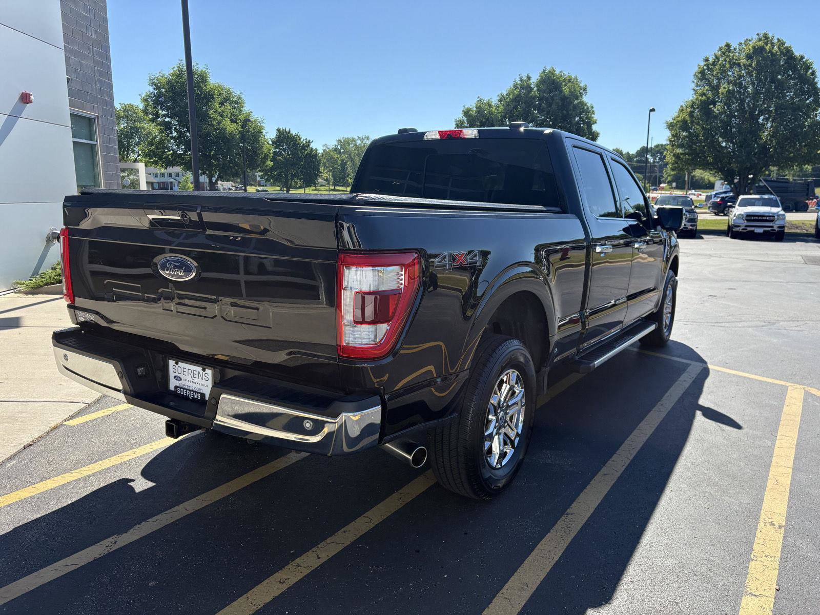 Certified 2022 Ford F150 Lariat w/ Equipment Group 502A High AWD/4WD image 6