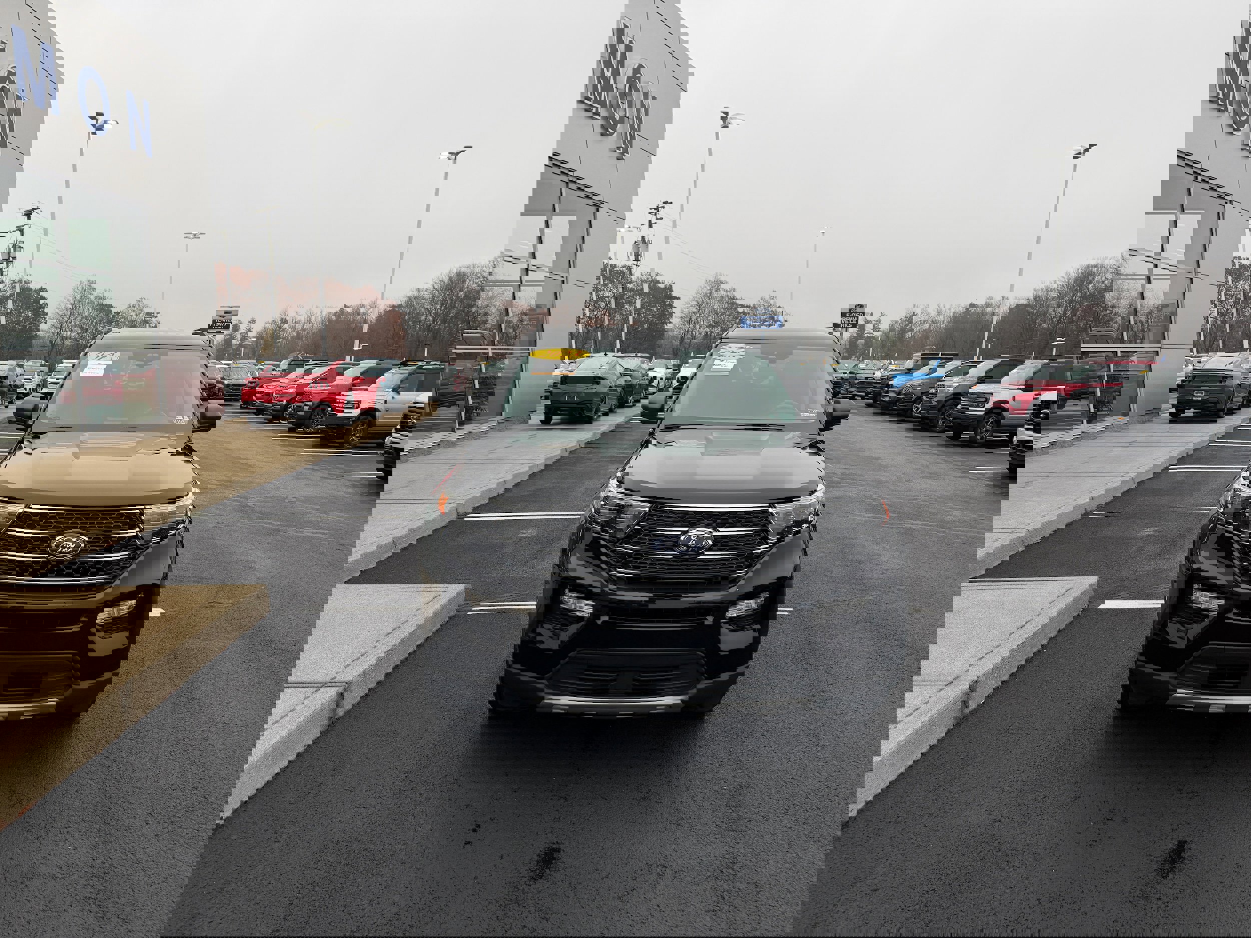 Certified 2023 Ford Explorer XLT w/ Equipment Group 202A image 9