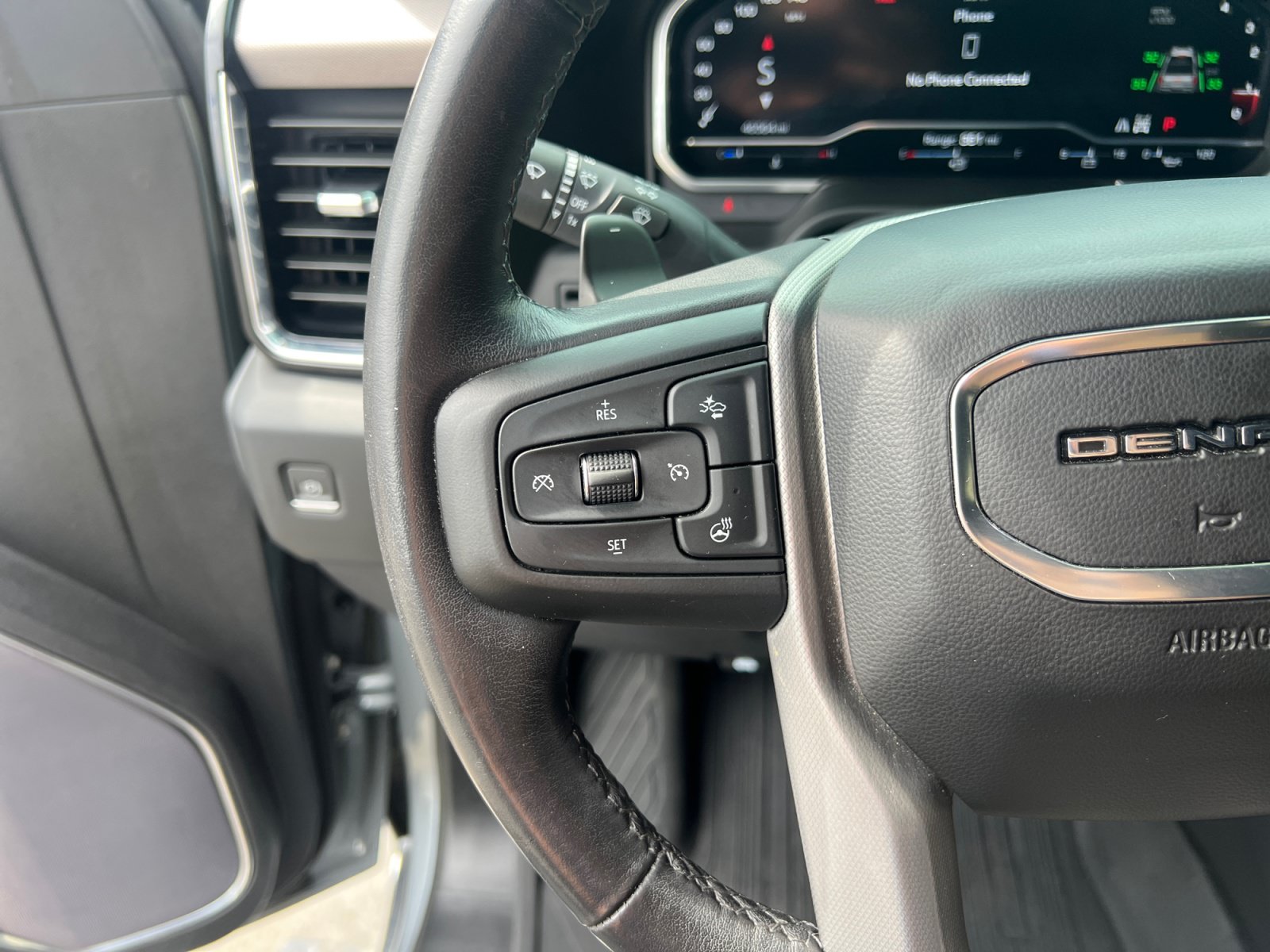 Used 2023 GMC Sierra 1500 Denali AWD/4WD image 13