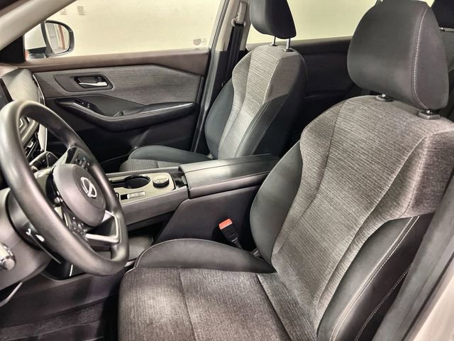 Used 2022 Nissan Rogue SV AWD/4WD image 7