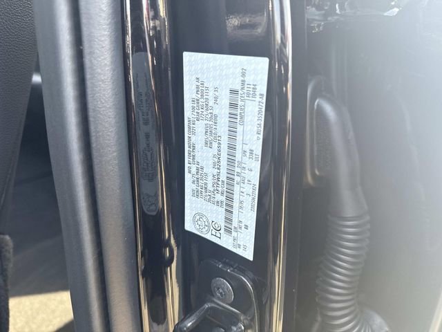 Certified 2025 Ford F150 Lariat image 25