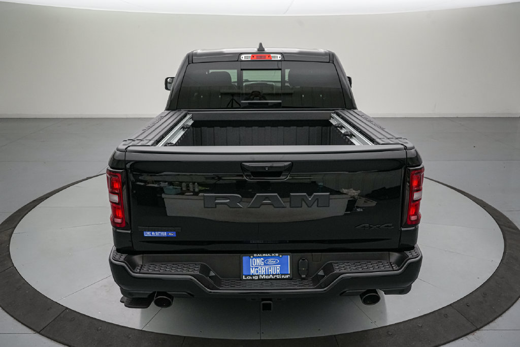 Used 2026 RAM 1500 Big Horn AWD/4WD image 5