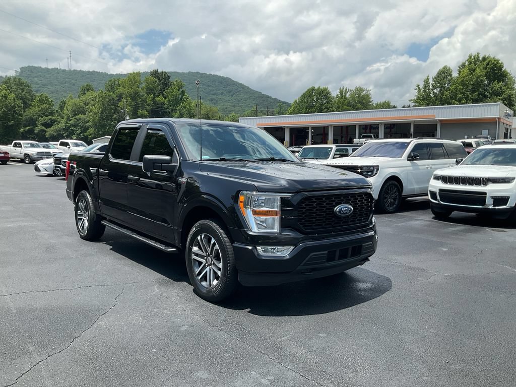 Certified 2022 Ford F150 XL w/ STX Appearance Package AWD/4WD image 3