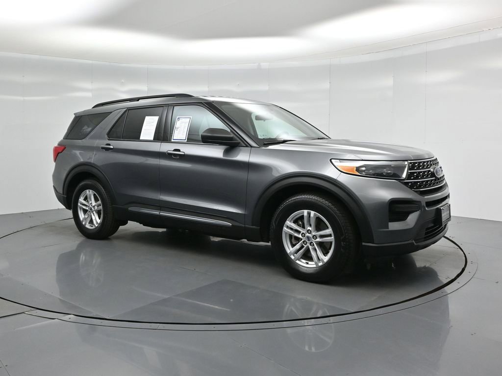 Certified 2022 Ford Explorer XLT image 28