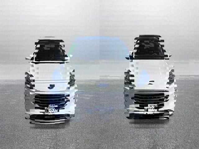 Certified 2022 Ford Escape Titanium w/ Titanium Elite Package image 4