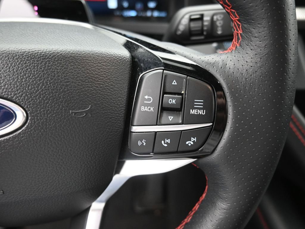 Certified 2025 Ford Explorer ST-Line image 15