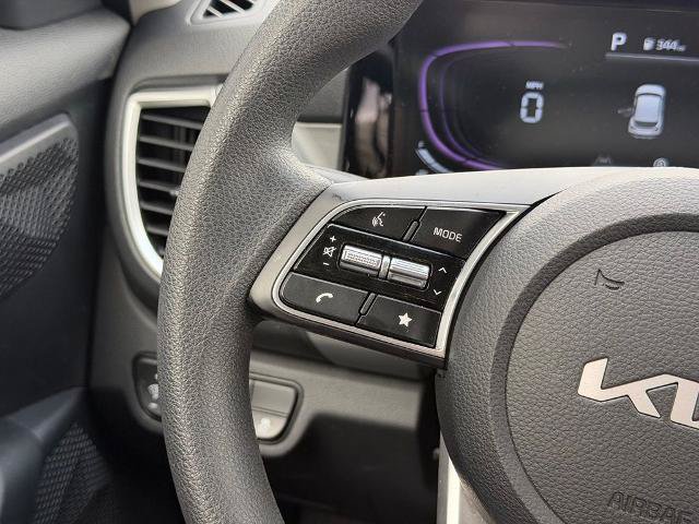 Used 2026 Kia Seltos LX FWD image 16
