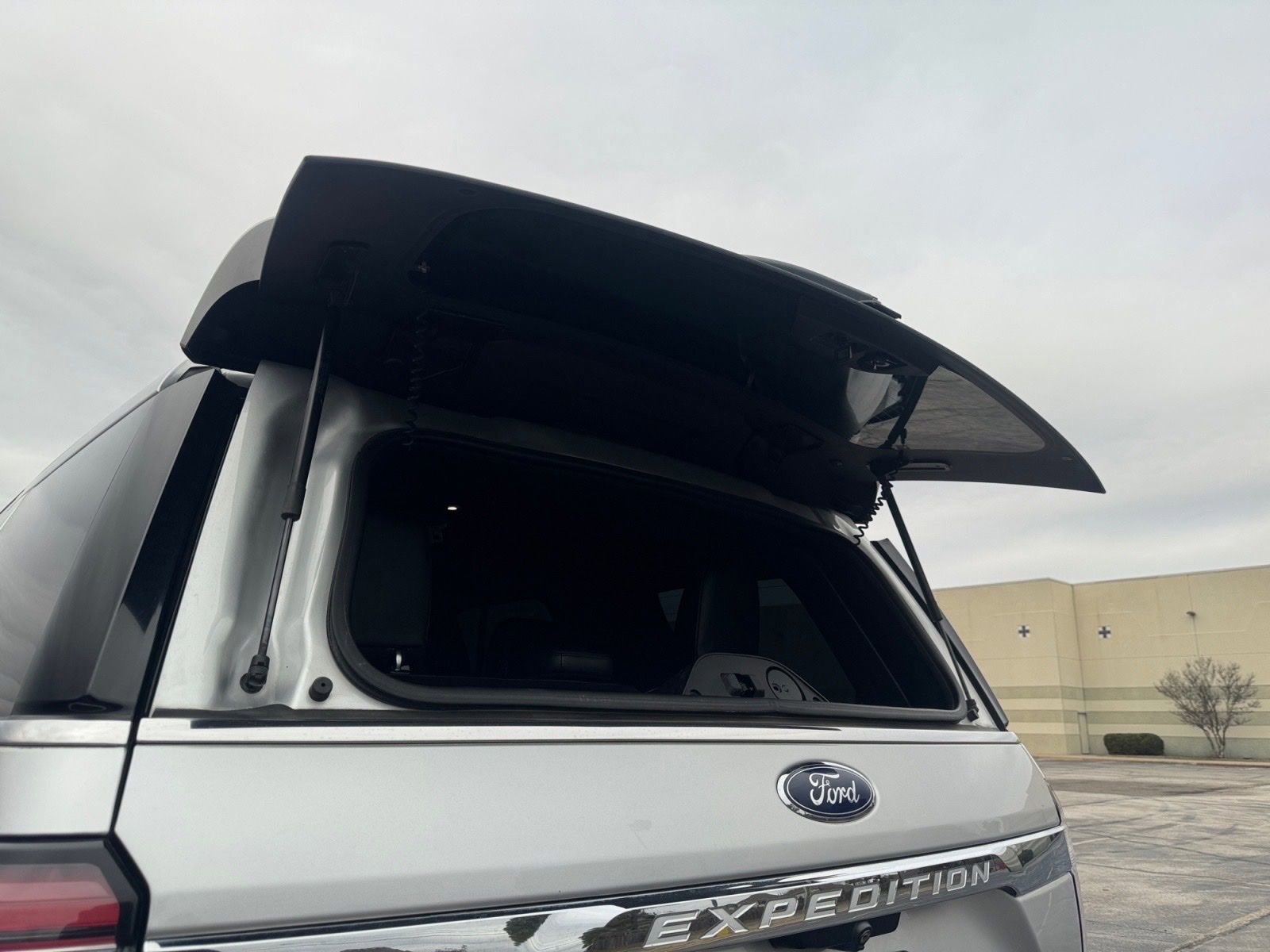 Certified 2019 Ford Expedition Limited image 16