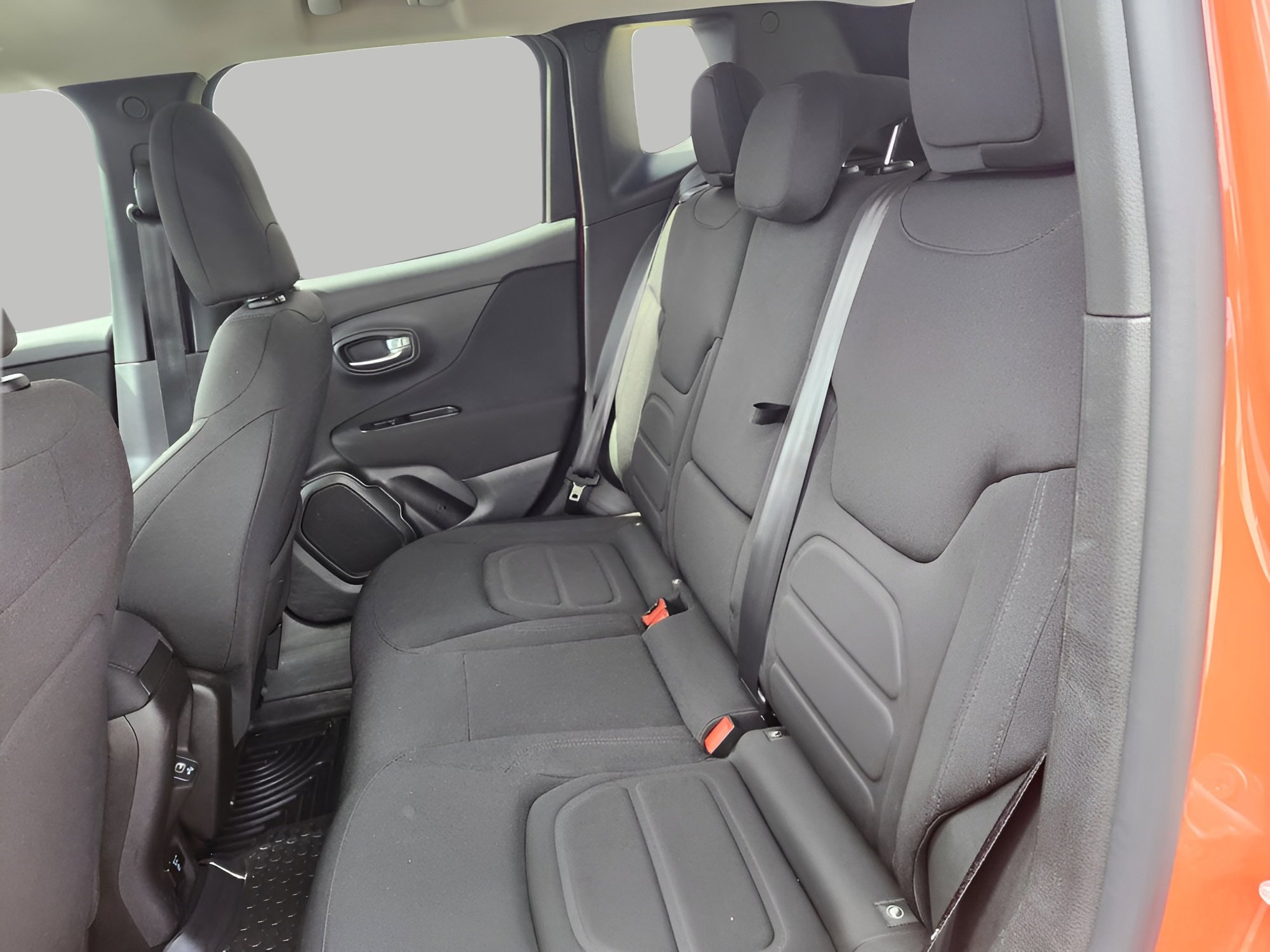 Used 2021 Jeep Renegade Latitude w/ Convenience Group image 12