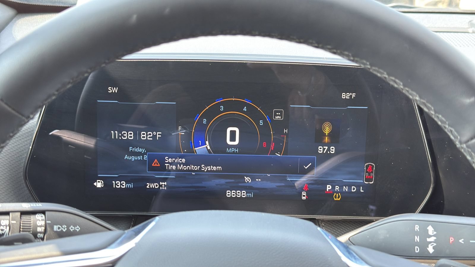 Used 2026 Chevrolet Equinox LT AWD/4WD image 12