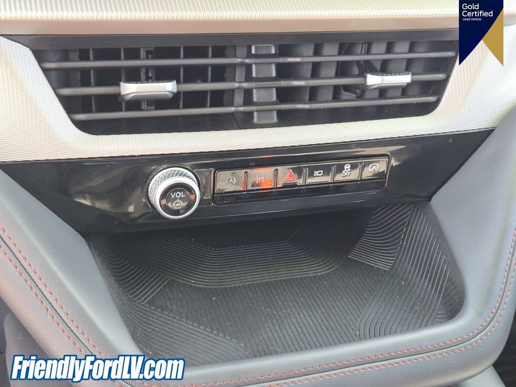 Certified 2025 Ford Explorer Active RWD image 25