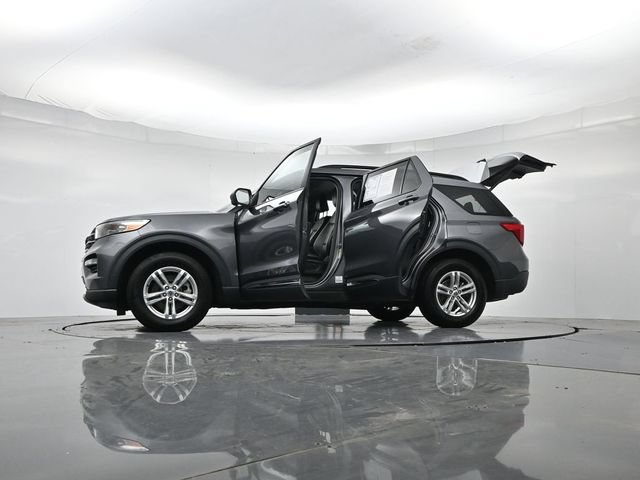 Certified 2021 Ford Explorer XLT w/ Equipment Group 202A AWD/4WD image 56