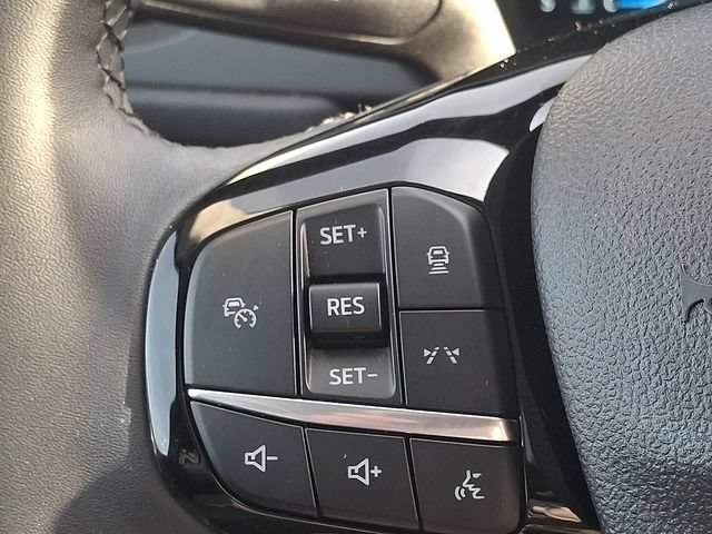 Certified 2023 Ford Escape Platinum w/ Premium Technology Package AWD/4WD image 21