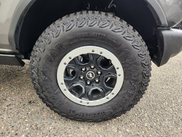 Certified 2023 Ford Bronco Outer Banks w/ Sasquatch Package AWD/4WD image 20