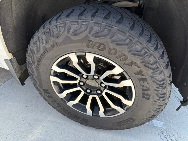 Used 2020 Chevrolet Silverado 1500 LT w/ All-Star Edition AWD/4WD image 34