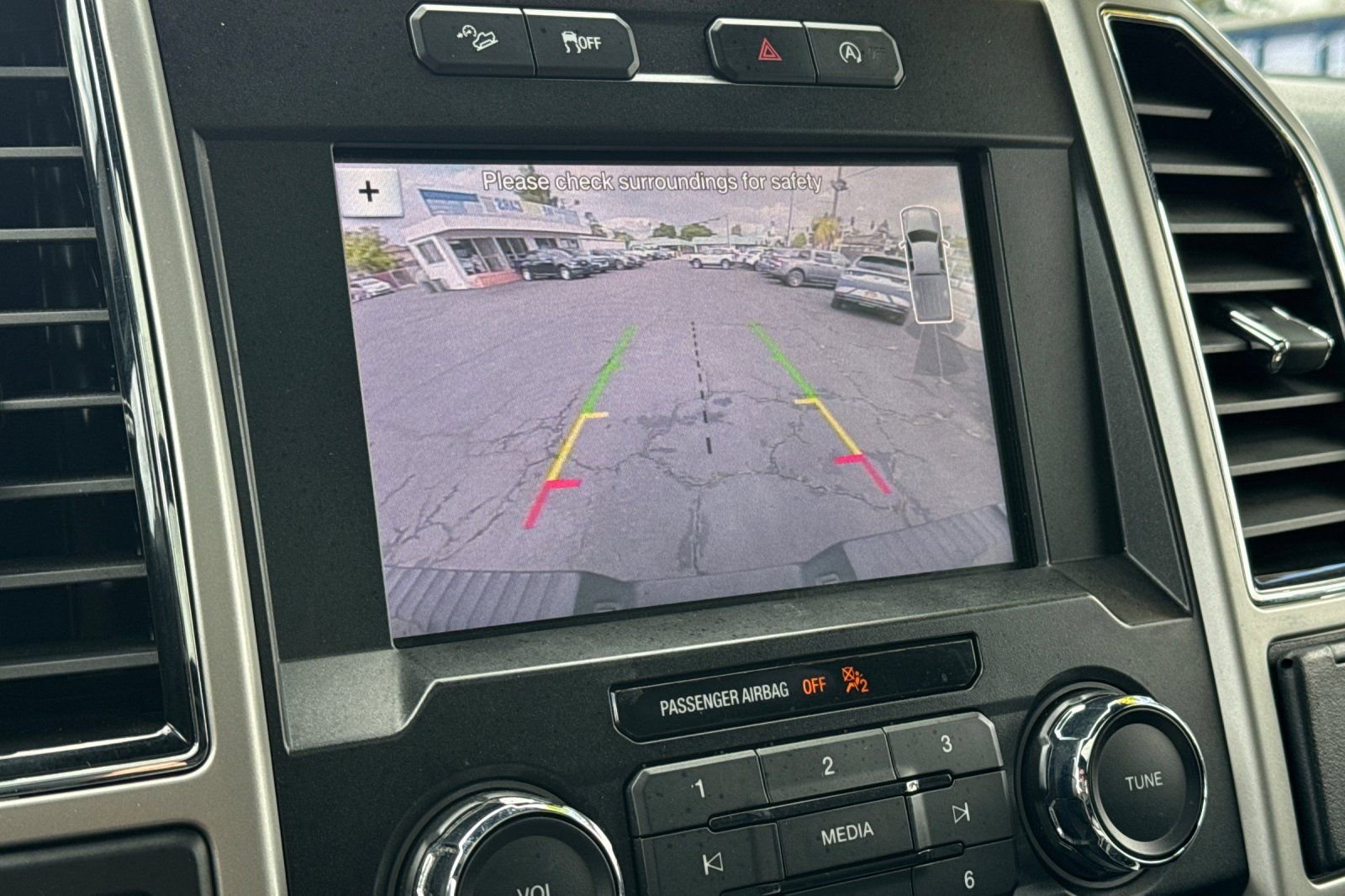 Certified 2019 Ford F150 Lariat AWD/4WD image 19