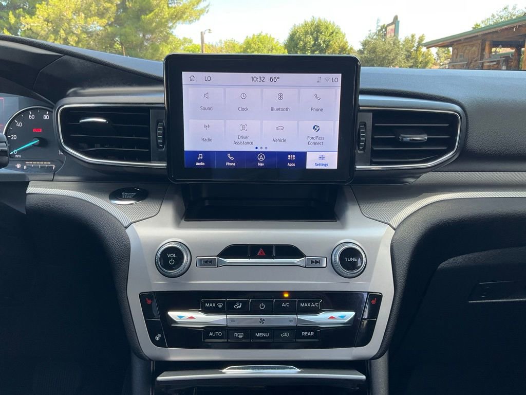 Certified 2024 Ford Explorer XLT w/ Equipment Group 202A image 32