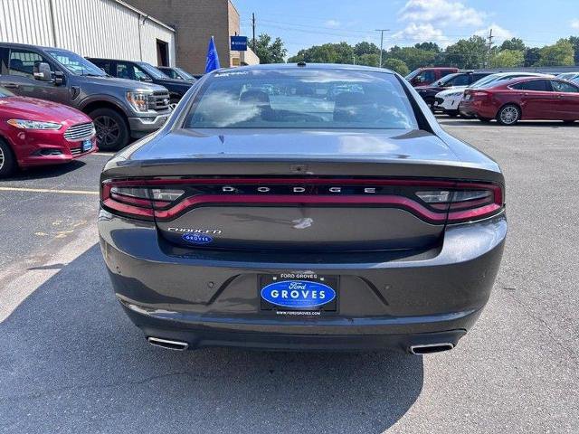 Used 2022 Dodge Charger SXT image 4