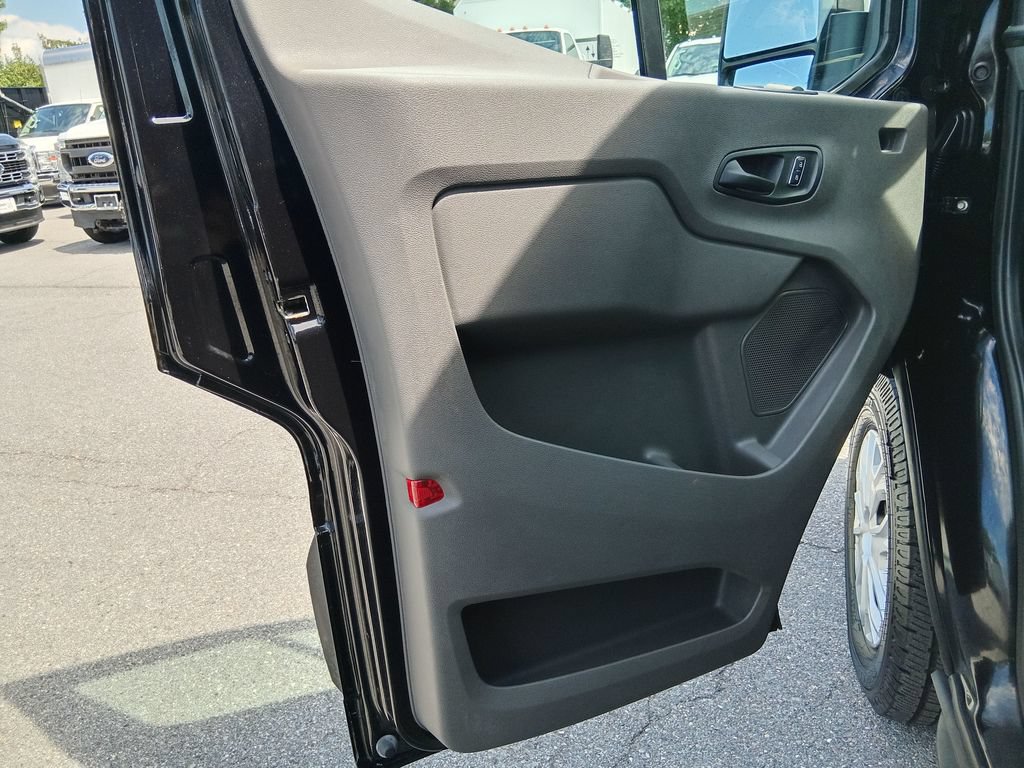 Certified 2023 Ford Transit 350 XLT RWD image 16