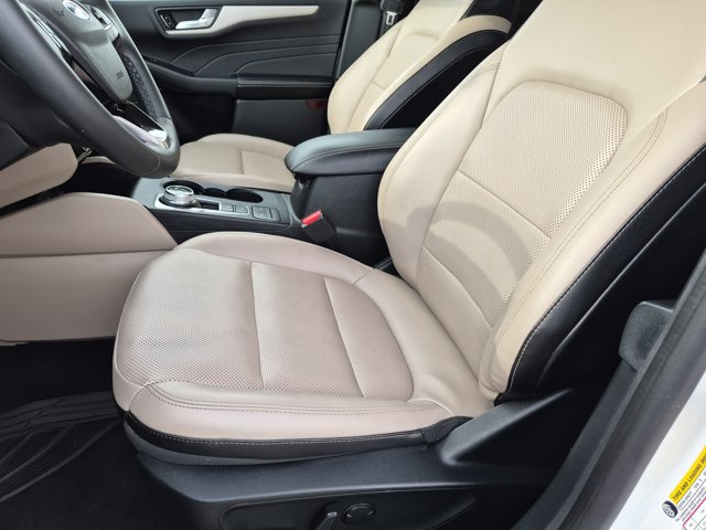 Certified 2022 Ford Escape SEL AWD/4WD image 12