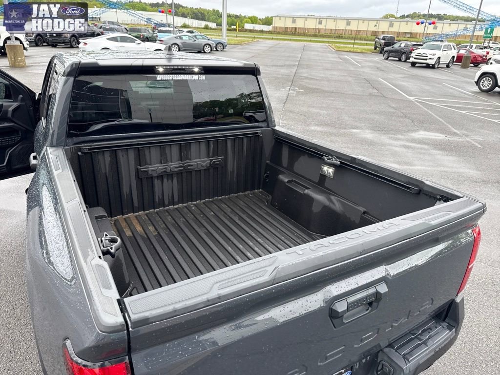 Used 2025 Toyota Tacoma SR image 24