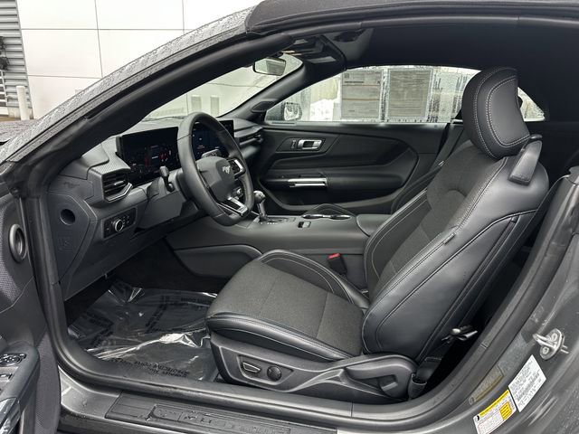 Certified 2025 Ford Mustang Convertible image 19