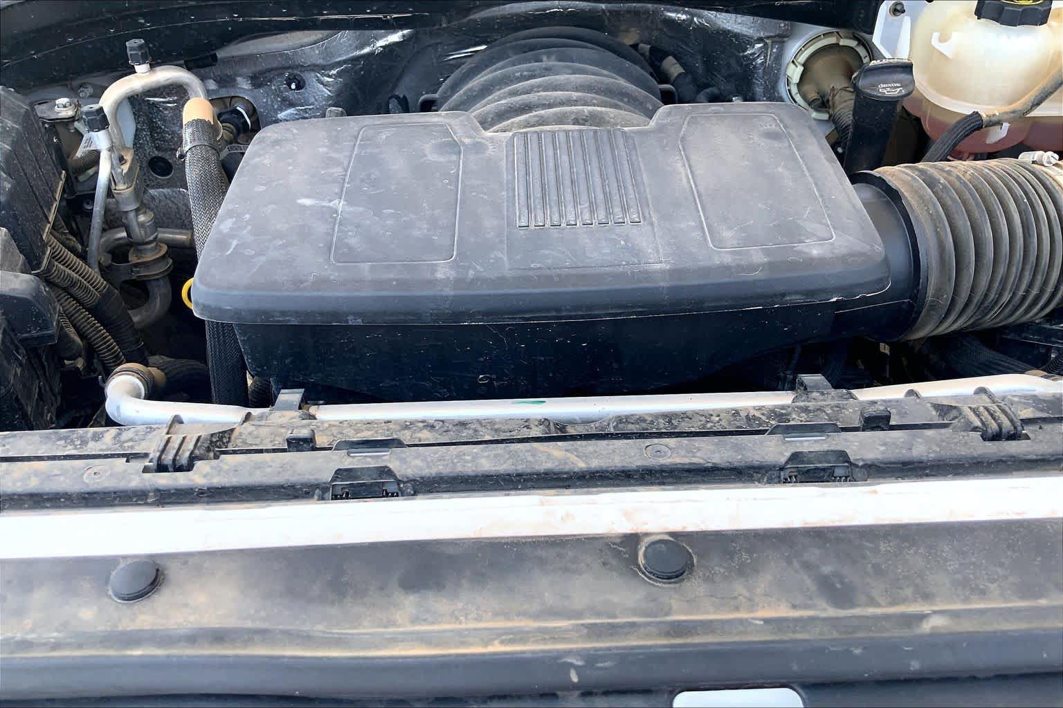 Used 2023 Chevrolet Silverado 1500 W/T w/ WT Value Package AWD/4WD image 33