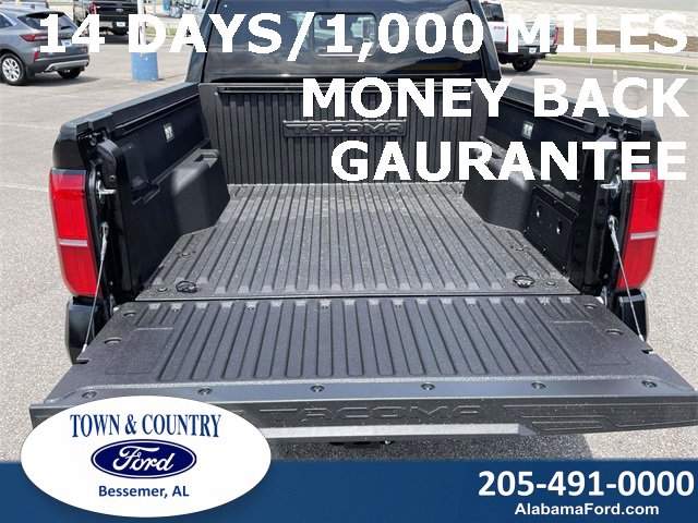 Used 2024 Toyota Tacoma TRD Sport image 30