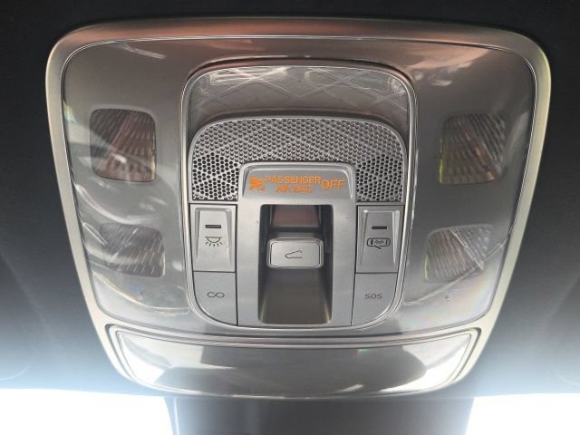 Used 2022 Genesis GV70 3.5T Sport w/ Sport Prestige Package AWD/4WD image 27