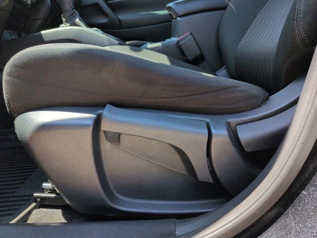 Used 2020 Nissan Rogue S FWD image 23
