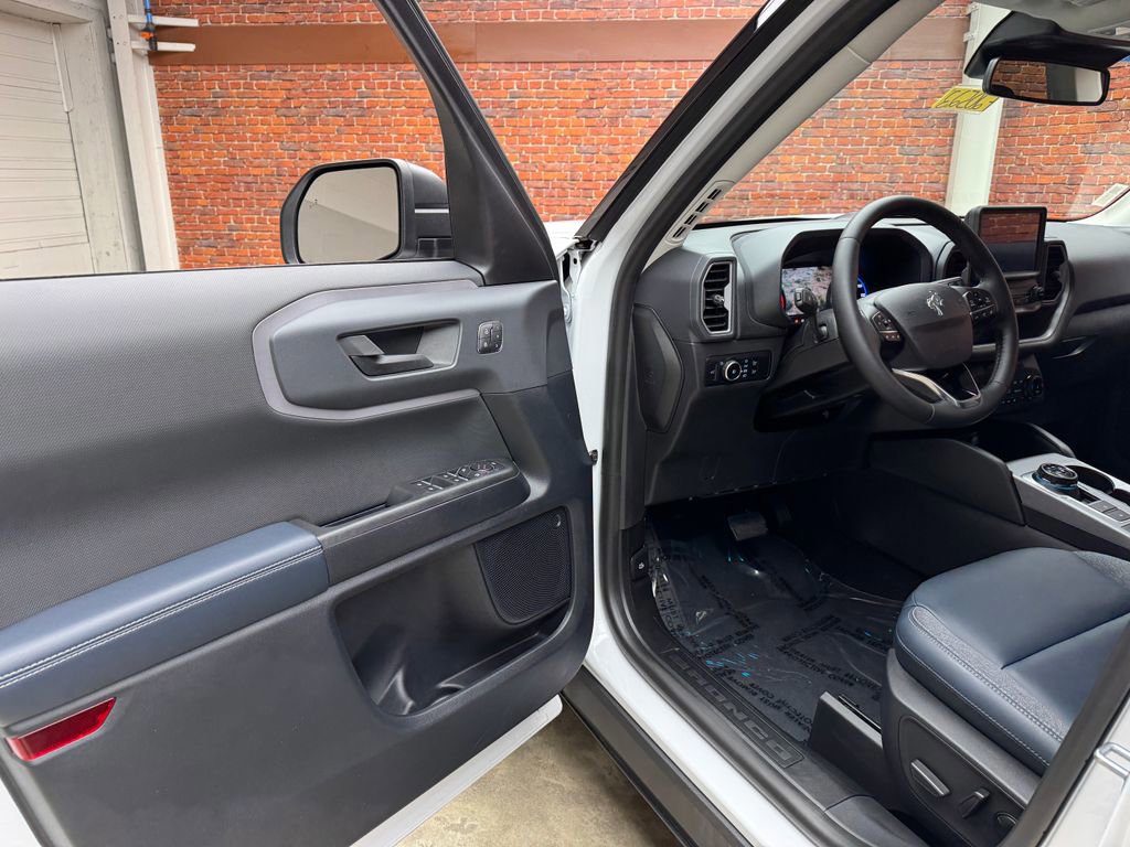 Certified 2024 Ford Bronco Sport Outer Banks image 12