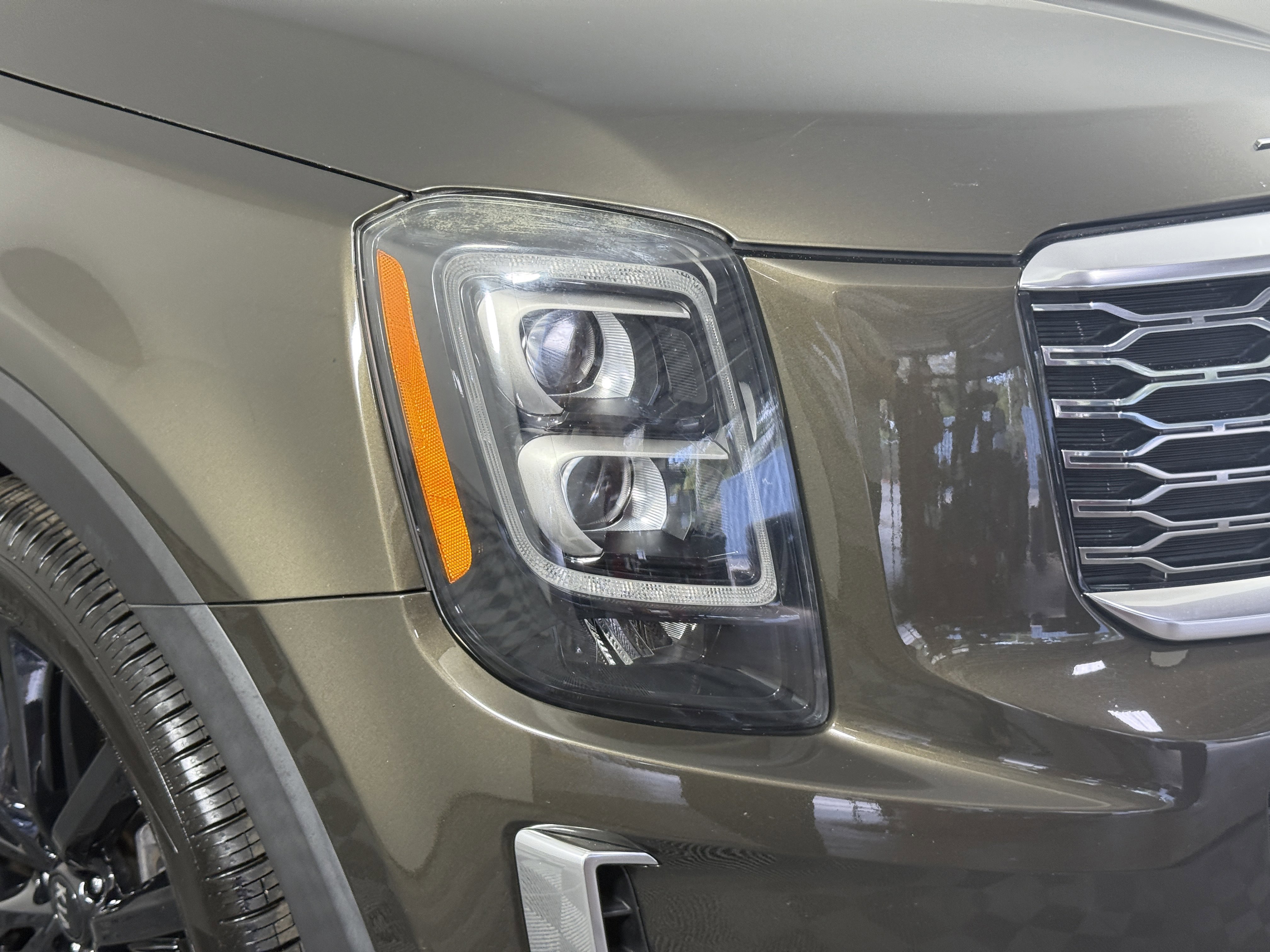 Used 2020 Kia Telluride SX w/ Towing Package image 7