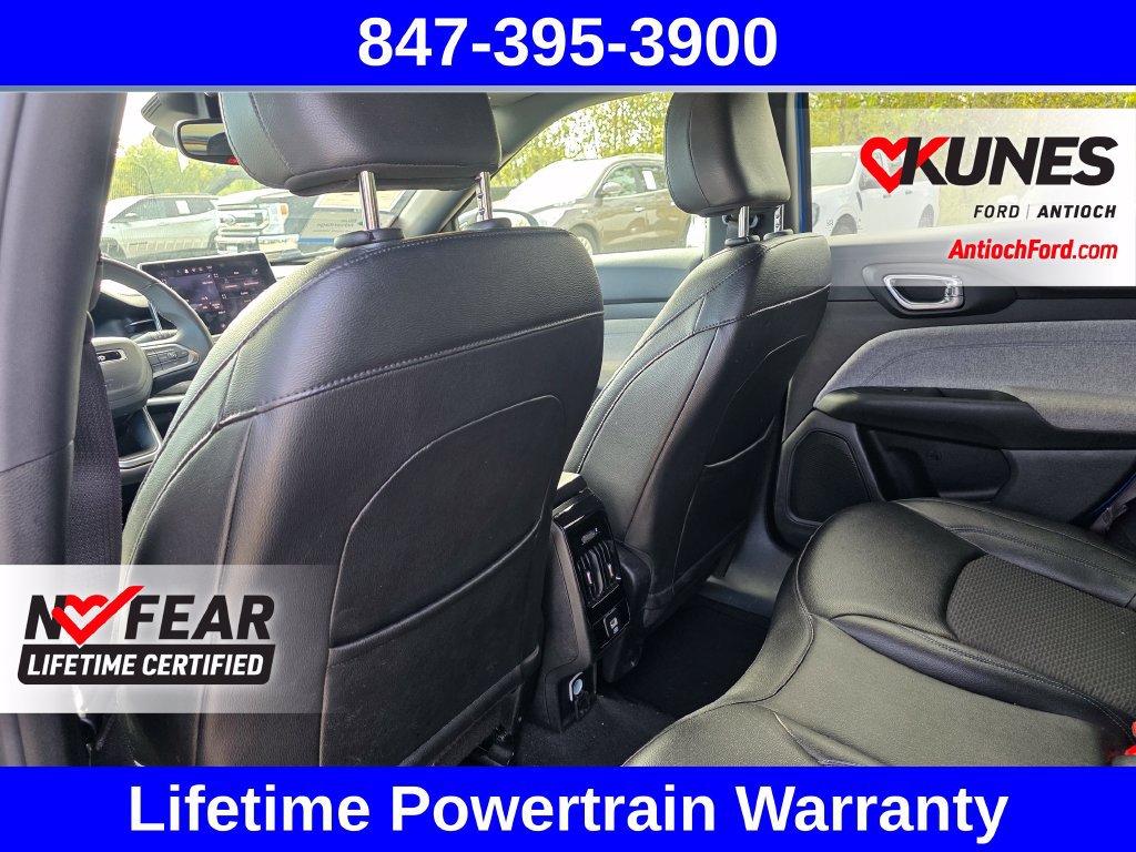 Used 2024 Jeep Compass Latitude AWD/4WD image 26