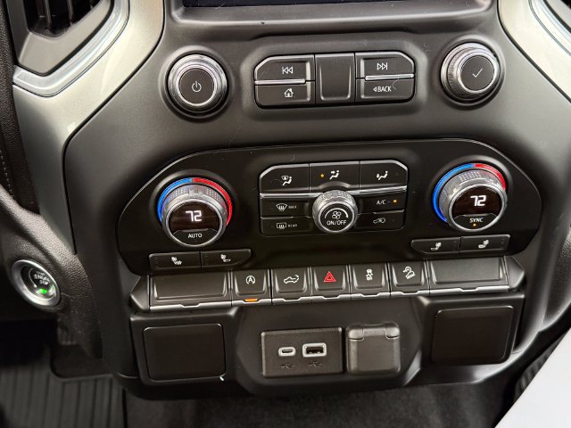 Used 2019 Chevrolet Silverado 1500 LT w/ All-Star Edition AWD/4WD image 11