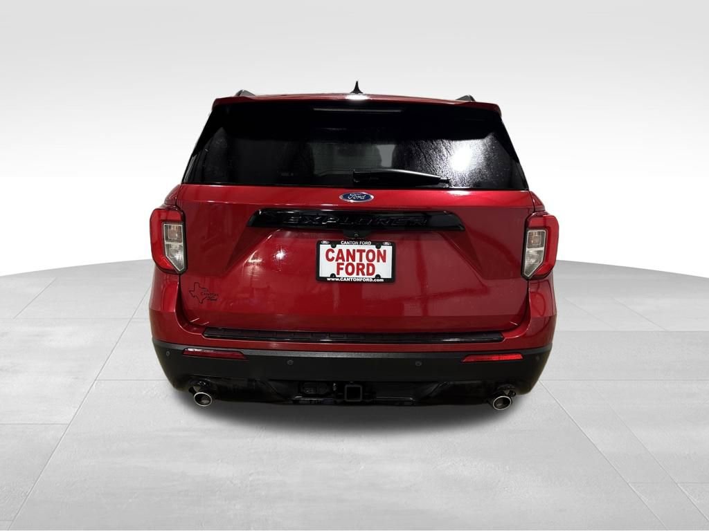 Certified 2022 Ford Explorer ST-Line w/ Class IV Trailer Tow Package image 4
