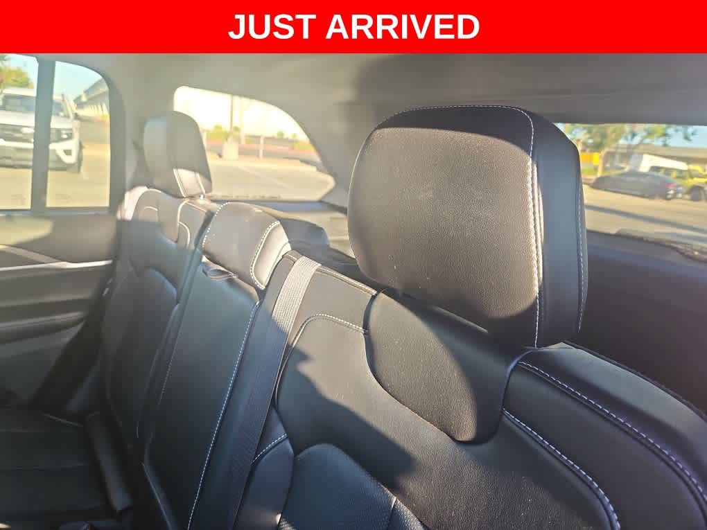 Used 2023 Jeep Grand Cherokee 4WD 4xe w/ Luxury Tech Group II image 12