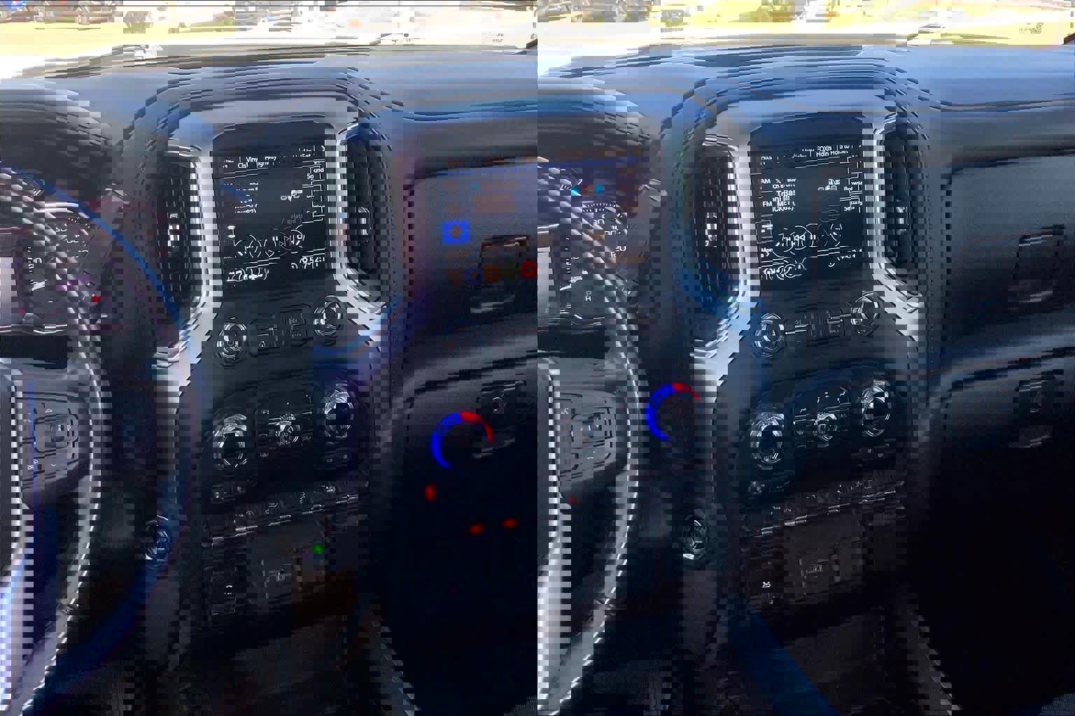 Used 2020 GMC Sierra 1500 Elevation w/ Elevation Value Package image 6