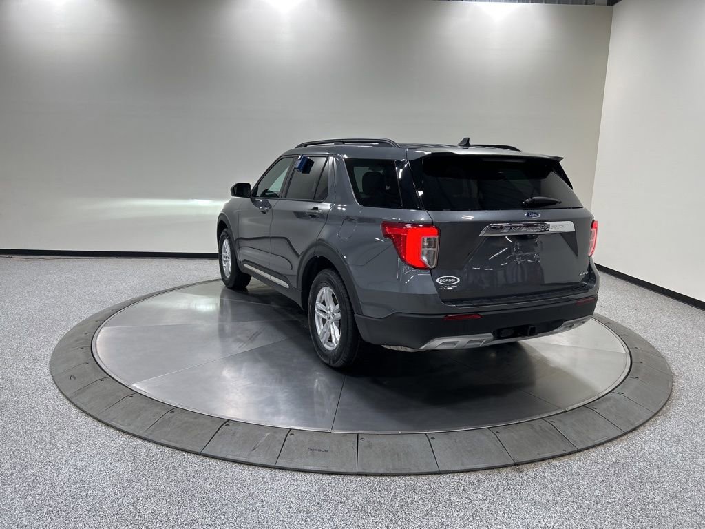 Certified 2023 Ford Explorer XLT w/ Equipment Group 202A AWD/4WD image 9