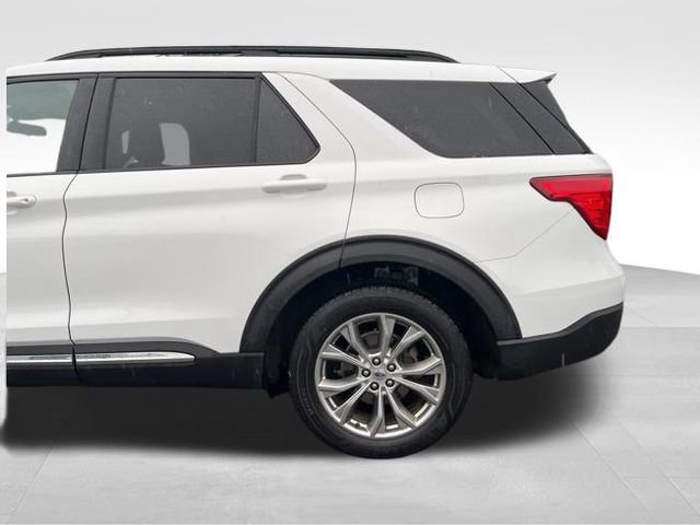 Certified 2020 Ford Explorer XLT w/ Equipment Group 202A image 52