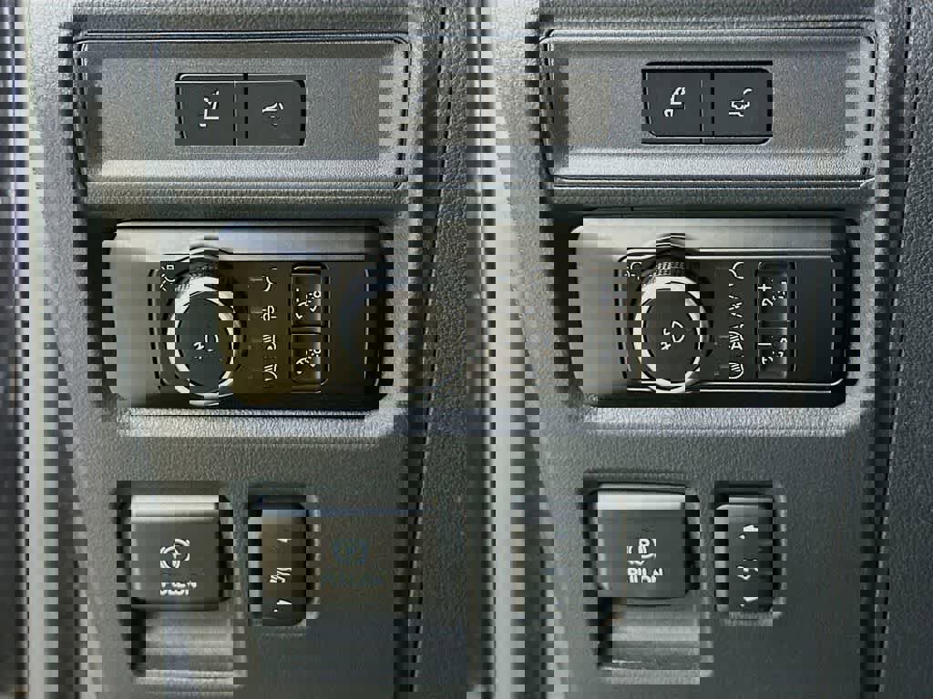 Certified 2024 Ford Expedition Max Limited image 27