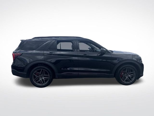 Certified 2025 Ford Explorer ST AWD/4WD image 9