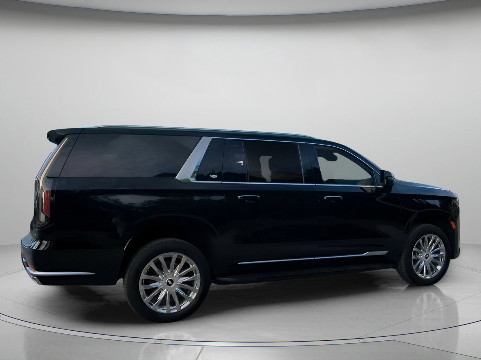 Used 2021 Cadillac Escalade ESV Premium Luxury AWD/4WD image 25