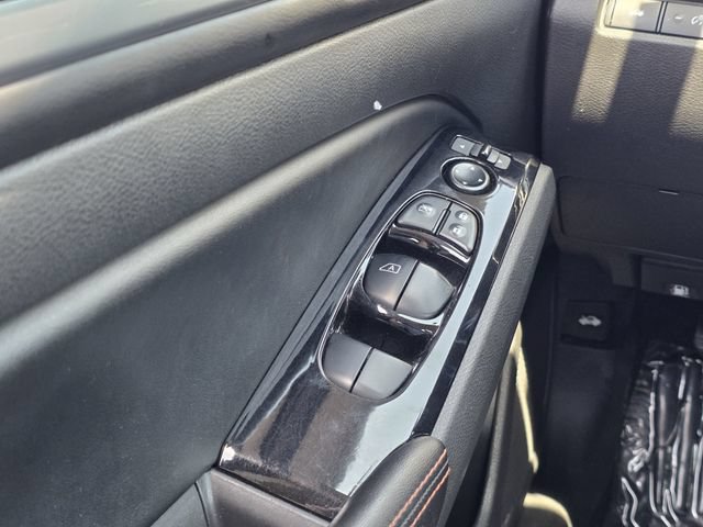 Used 2024 Nissan Altima 2.5 SR FWD image 17