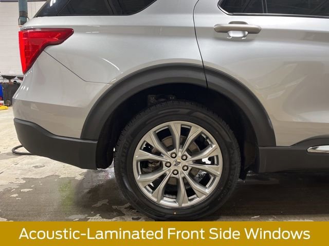 Certified 2022 Ford Explorer XLT w/ Equipment Group 202A image 19