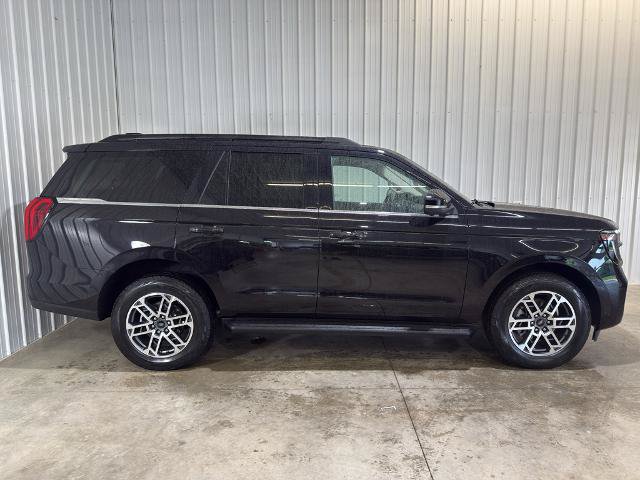 Certified 2025 Ford Expedition Active AWD/4WD image 25