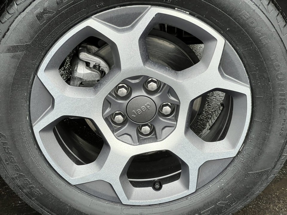 Used 2022 Jeep Compass Trailhawk w/ Trailhawk Elite Group image 9