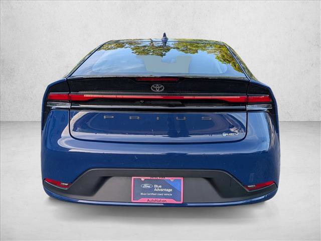 Used 2025 Toyota Prius LE image 6