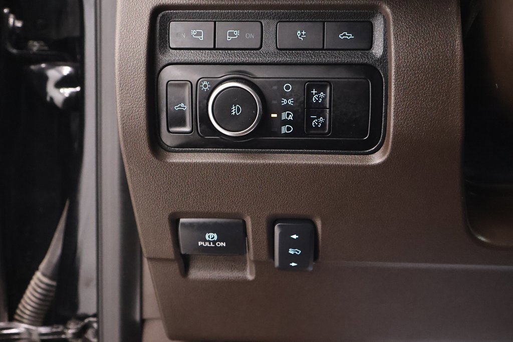 Certified 2023 Ford F450 King Ranch w/ Chrome Package image 30