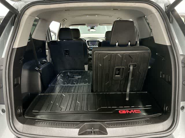 Used 2023 GMC Acadia SLE w/ Driver Convenience Package FWD image 27